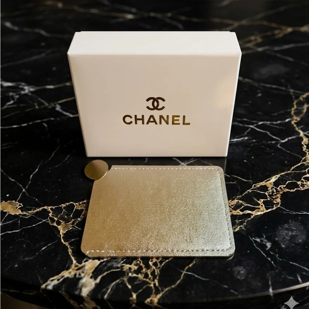 CHANEL Metallic Leather Card Holder in champagne